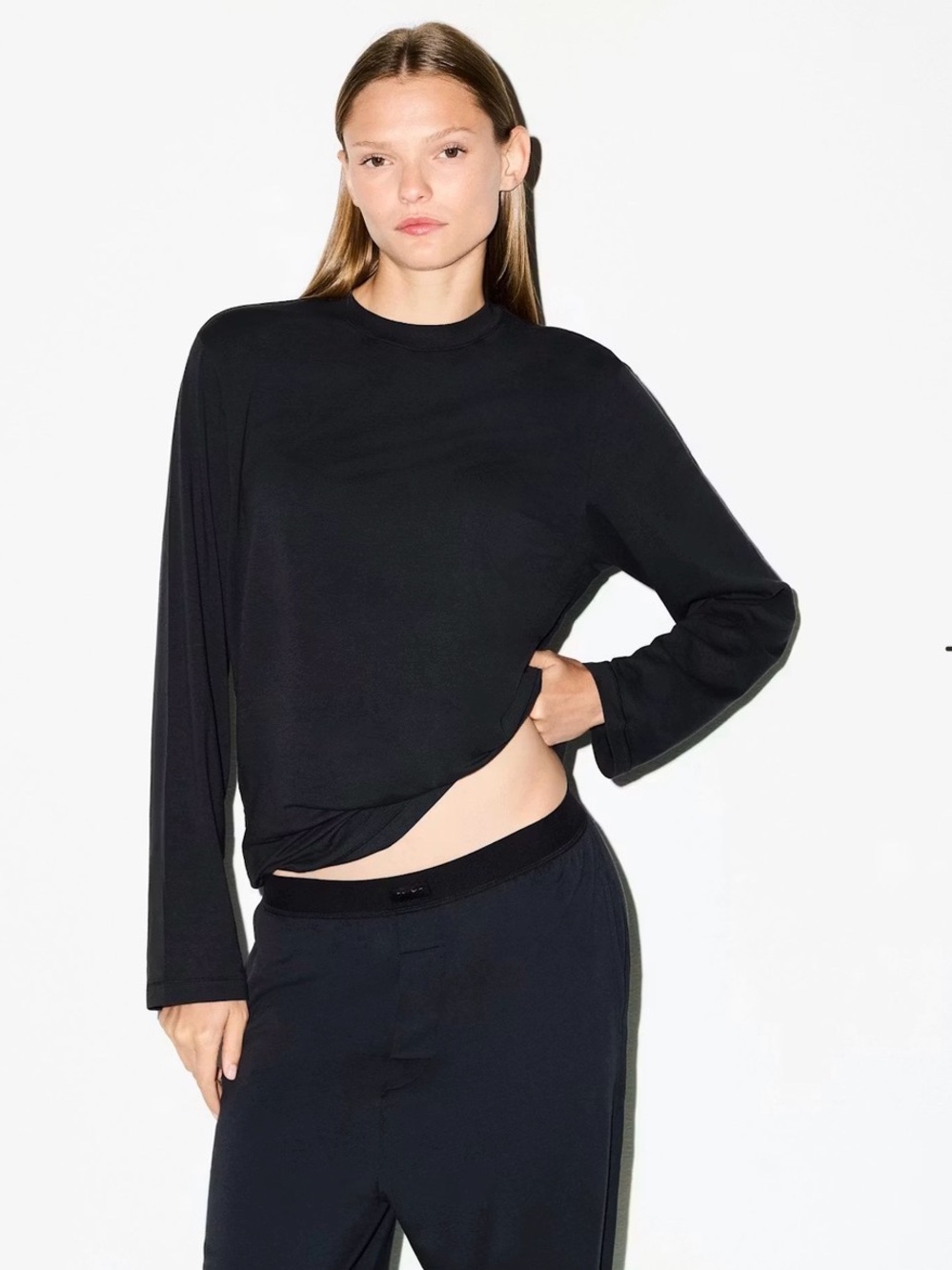 SKIMS Black Long-Sleeve Crewneck Top